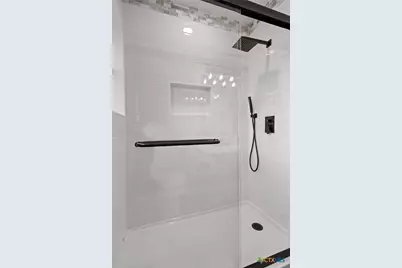 105 Melissa Street, Bruceville Eddy, TX 76524 - Photo 5