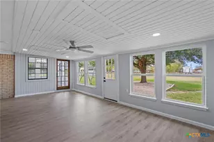 105 Melissa St, Bruceville Eddy, TX 76524 - Photo 15