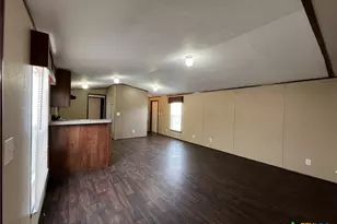 1911 Wald Rd, New Braunfels, TX 78132 - Photo 15