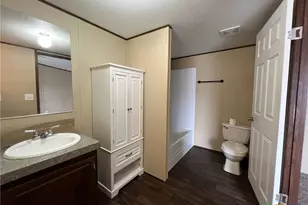 1911 Wald Rd, New Braunfels, TX 78132 - Photo 9