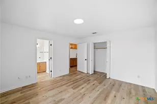 104 S Mockingbird Cir, Cedar Creek, TX 78612 - Photo 13