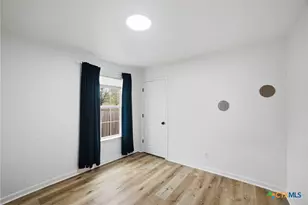 104 S Mockingbird Cir, Cedar Creek, TX 78612 - Photo 17