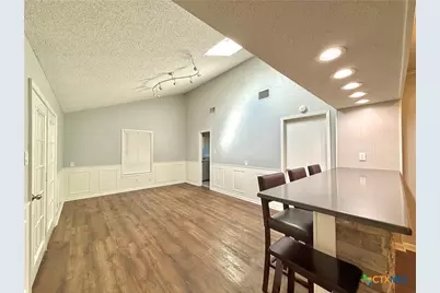 316 Buckingham Street, Victoria, TX 77904 - Photo 19