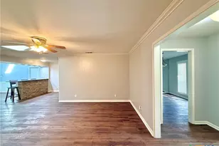 316 Buckingham St, Victoria, TX 77904 - Photo 17