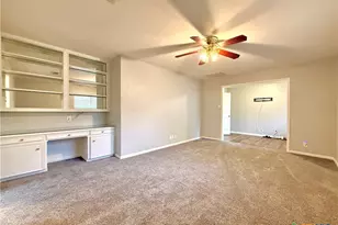 316 Buckingham St, Victoria, TX 77904 - Photo 23