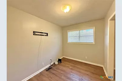 316 Buckingham Street, Victoria, TX 77904 - Photo 27