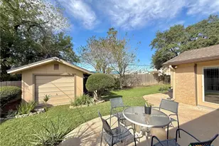 316 Buckingham St, Victoria, TX 77904 - Photo 47