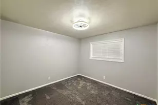 316 Buckingham St, Victoria, TX 77904 - Photo 31