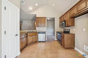 1463 Birch Ln, Fischer, TX 78623 - Photo 15