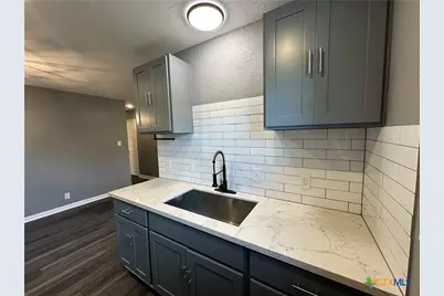 3105 Gayle Street, Victoria, TX 77901 - Photo 5