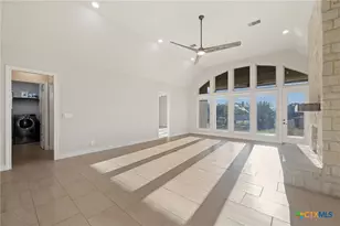 917 Coolabah Ave, New Braunfels, TX 78132 - Photo 17