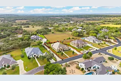 917 Coolabah Avenue, New Braunfels, TX 78132 - Photo 23