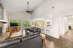 1540 Ponderosa Dr, New Braunfels, TX 78132 - Photo 5