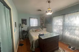 880 W Merriweather St, New Braunfels, TX 78130 - Photo 15