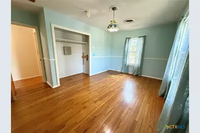 880 W Merriweather Street, New Braunfels, TX 78130 - Photo 19