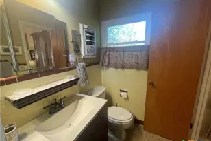 880 W Merriweather St, New Braunfels, TX 78130 - Photo 13