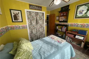 880 W Merriweather St, New Braunfels, TX 78130 - Photo 17