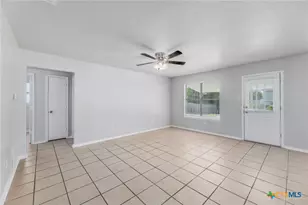 804 James Loop, Killeen, TX 76542 - Photo 5