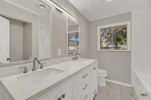 145 Bobolink Dr, New Braunfels, TX 78130 - Photo 21