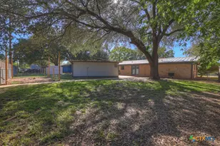 145 Bobolink Dr, New Braunfels, TX 78130 - Photo 31