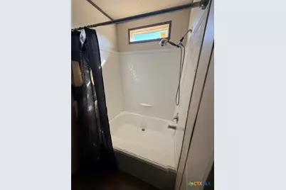 105 Lakeview Drive, Burnet, TX 78611 - Photo 15