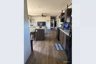 105 Lakeview Drive, Burnet, TX 78611 - Photo 9