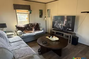 105 Lakeview Dr, Burnet, TX 78611 - Photo 5