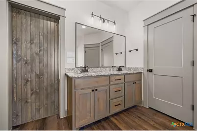 100 Hillside Lane, Lampasas, TX 76550 - Photo 27