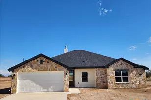 100 Hillside Ln, Lampasas, TX 76550 - Photo 3