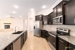 2611 Settlers Oak Dr, Belton, TX 76513 - Photo 11