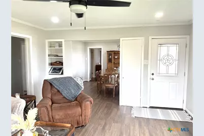 1045 Arnold Road, Victoria, TX 77905 - Photo 9