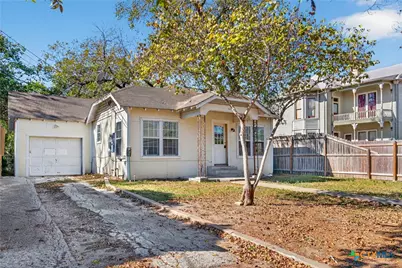 617 N College Street, Gonzales, TX 78629 - Photo 3