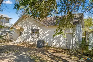 617 N College St, Gonzales, TX 78629 - Photo 33