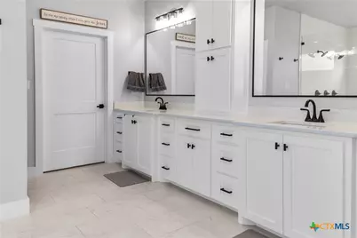 13428 Knob Hill Road, Rogers, TX 76569 - Photo 21