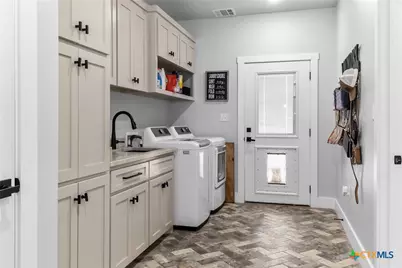 13428 Knob Hill Road, Rogers, TX 76569 - Photo 19