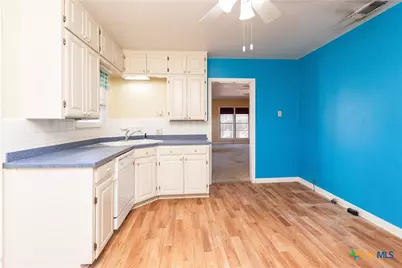 606 N 13th Street, Temple, TX 76501 - Photo 5