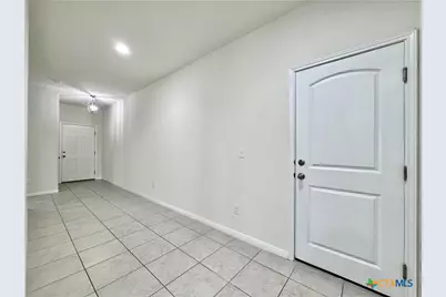 320 La Escalera Drive, Leander, TX 78641 - Photo 5