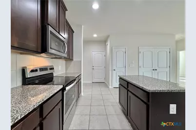 320 La Escalera Drive, Leander, TX 78641 - Photo 7