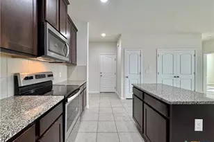 320 La Escalera Dr, Leander, TX 78641 - Photo 7