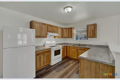 801 Johns Street, San Marcos, TX 78666 - Photo 11