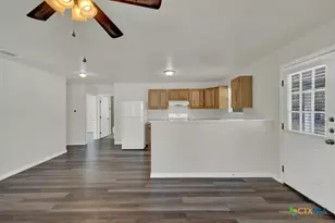 801 Johns St, San Marcos, TX 78666 - Photo 9