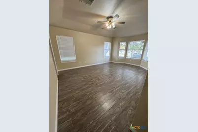 1301 Fieldcrest, New Braunfels, TX 78130 - Photo 15