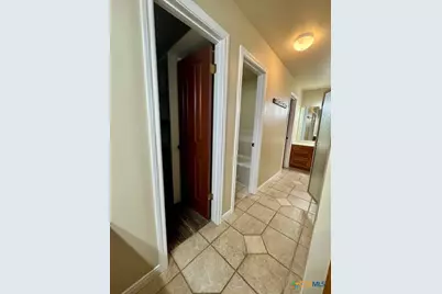 1301 Fieldcrest, New Braunfels, TX 78130 - Photo 17