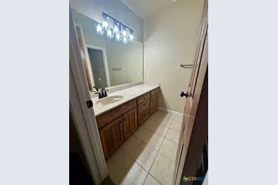 1301 Fieldcrest, New Braunfels, TX 78130 - Photo 13