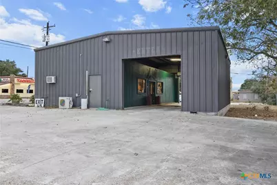 105 W Pearl Street, Goliad, TX 77963 - Photo 13