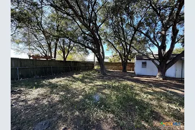 4605 Evergreen Street, Victoria, TX 77904 - Photo 25