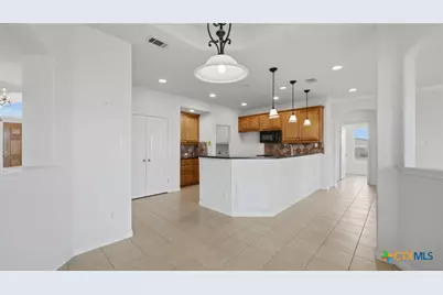 15620 Harry Lind Road, Elgin, TX 78621 - Photo 19