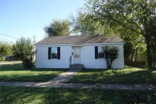 1101 S 33rd St, Temple, TX 76504 - Photo 1