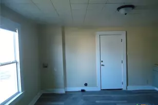 1101 S 33rd St, Temple, TX 76504 - Photo 3