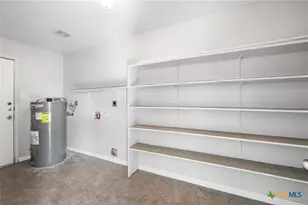 8010 Chestnut Gate Dr, Converse, TX 78109 - Photo 35